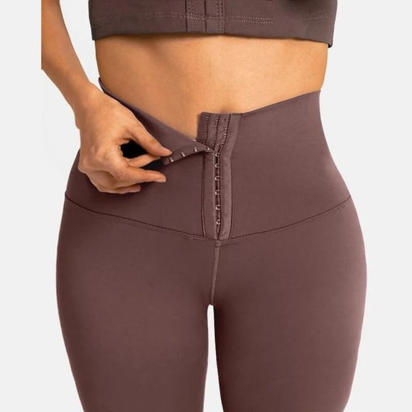 Sporty Wing Other - SPORTY WING CINCHER CORSET LEGGINGS